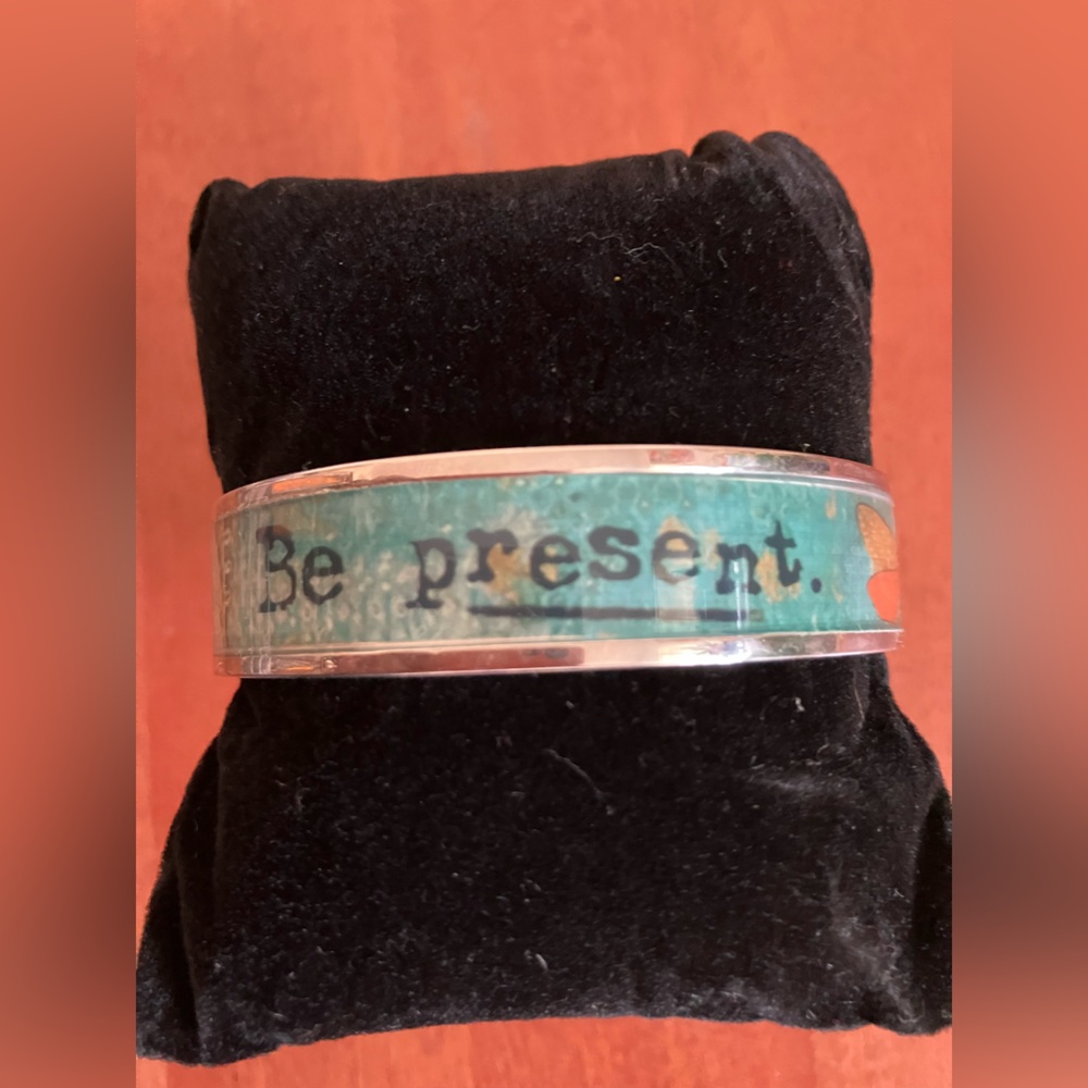 Kelly Rae Roberts Message Bangle - Picture 4 of 4